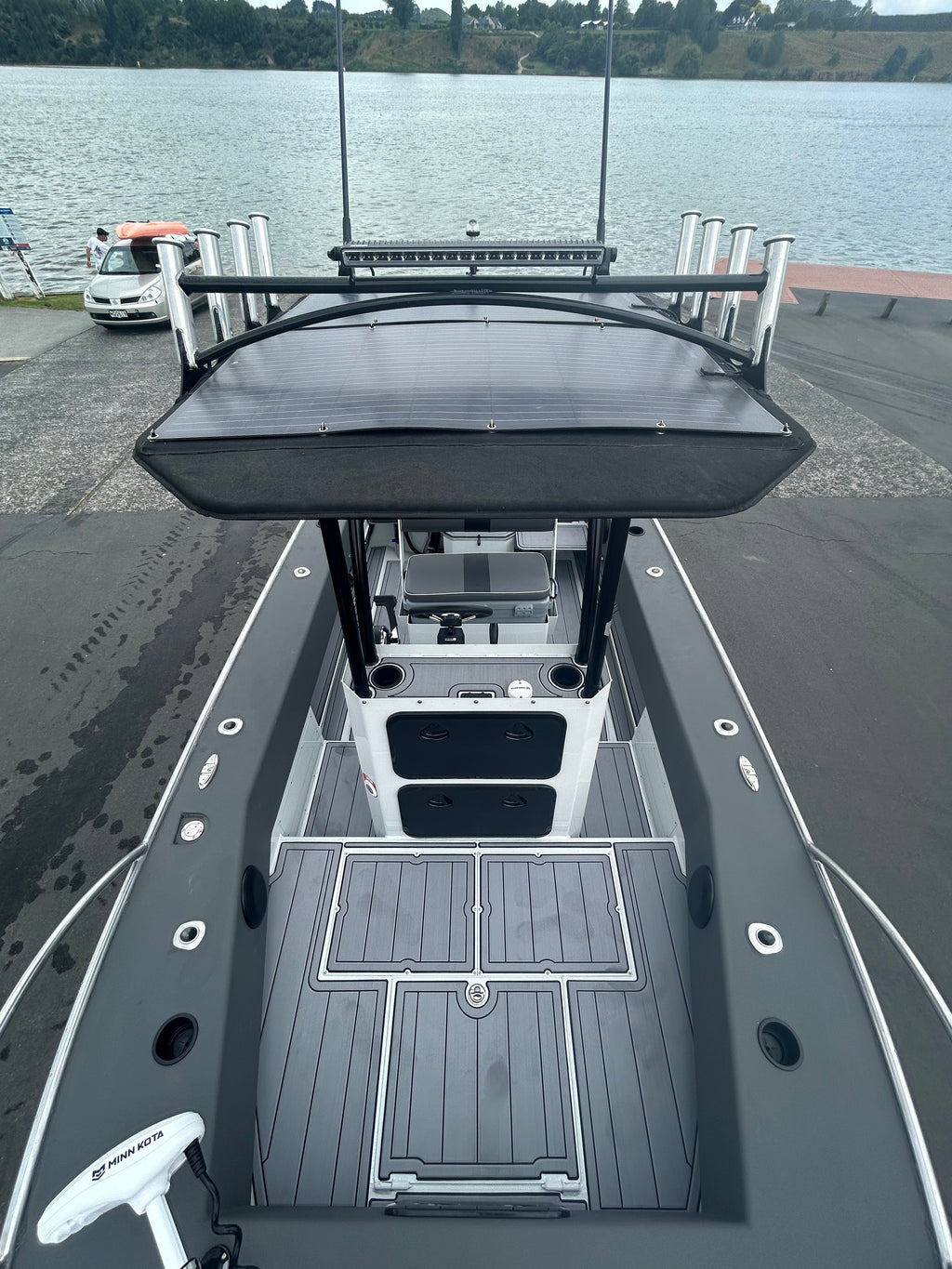 2024 FC 560 Center Console Amphibious